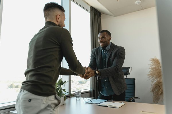 Les Complexités des Interactions Sociales et les Subtilités du Mariage : Un Challenge Passionnant
